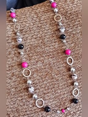 Zebra/Hot Pink/Black Beaded 32" Necklace